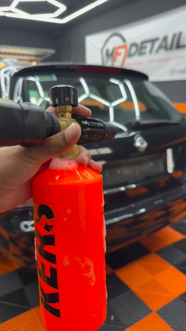 🚿✨ Lavagem comum? Aqui não!
Na MF Detail, cada carro recebe um tratamento digno de show car!

💦 Lavagem detalhada profissional
✔ Remoção da sujidade até nos mínimos detalhes
✔ Pincéis específicos nas grelhas, emblemas e cantos escondidos
✔ Espuma ativa, descontaminação e acabamento com brilho de vitrine
✔ Interior limpo, protegido e com aquele cheirinho de carro novo

🎯 Não é só lavar… é cuidar, proteger e valorizar o seu carro!

📍 Montijo
📲 912 252 913
🚗 E você… já deu esse cuidado ao seu carro?

#lavagemdetalhada #lavagemtécnica #cardetailing #umestilodevida #seucarromerece #mfdetail #montijo #portugal #vw #autoeuropa #golf #viralreels #esteticaautomotivapremium #polimento